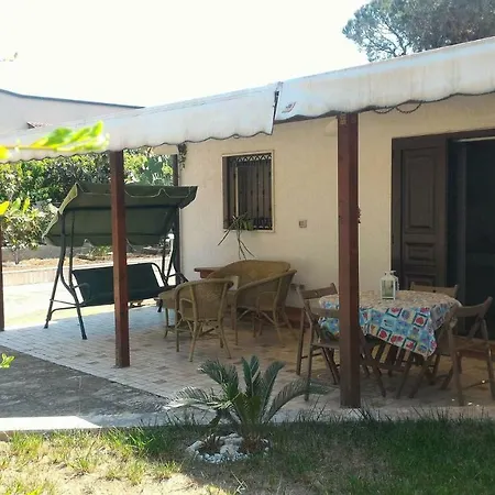 Feriehus La Chicca Di Franco Spiaggia di Conversano